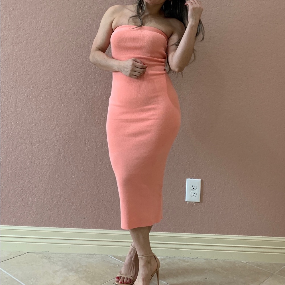 KIMMI Knit Midi Dress (Apricot) - Picture 2 of 3